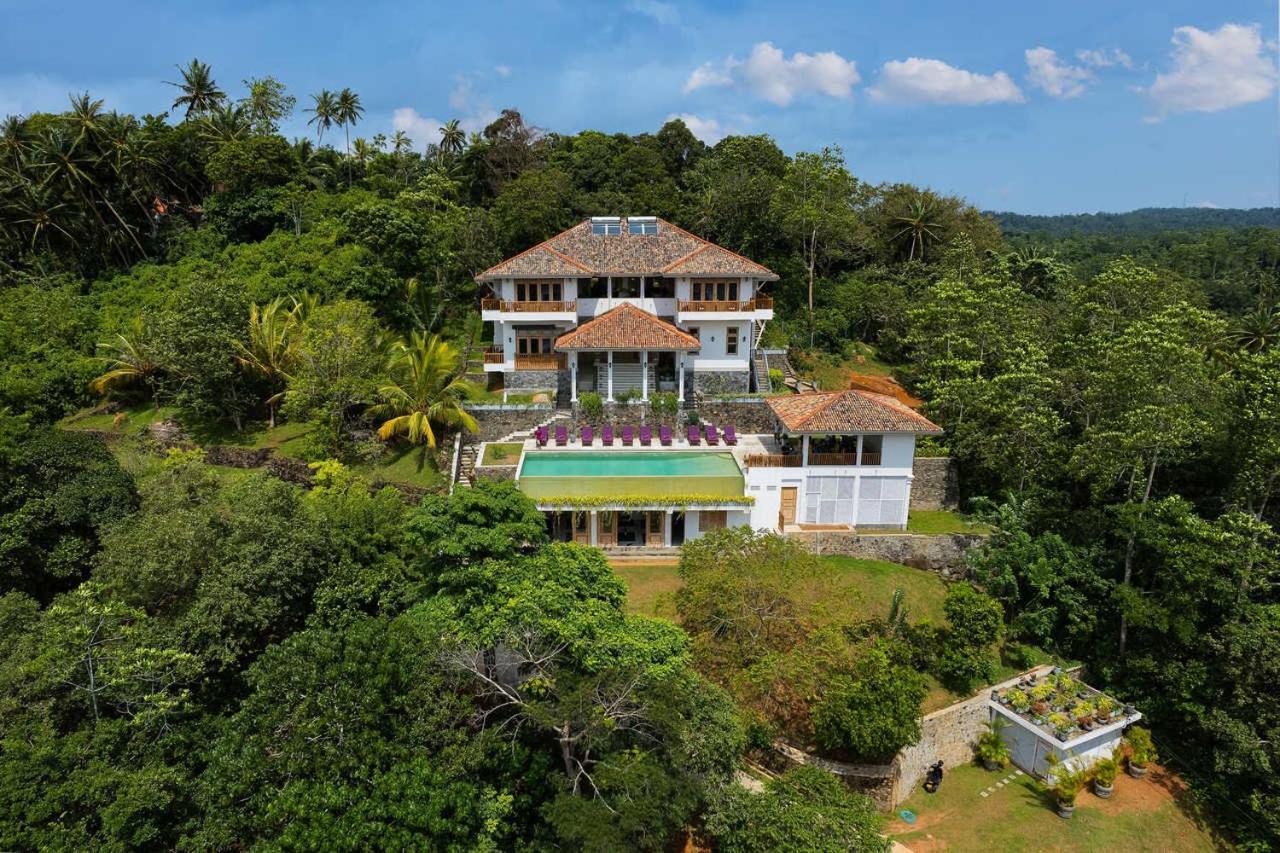The Divine Villa Talpe Εξωτερικό φωτογραφία